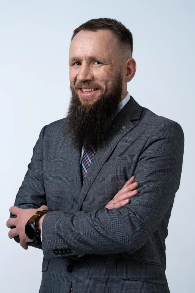 Людина в піджаку