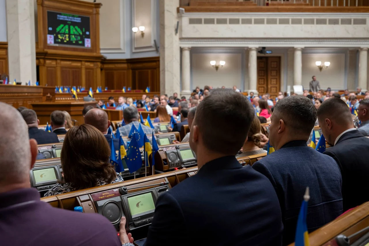 Parliament allowed critically important defence companies to temporarily defer new employees from mobilisation without registration documents