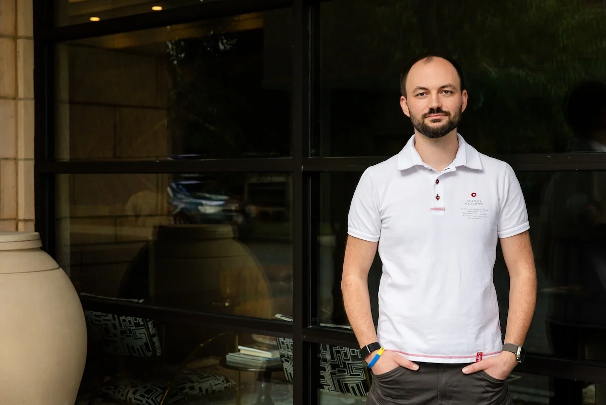 Ostap Korkuna’s startup NeoLens launches the world’s first AI assistant for diagnosing and repairing military equipment