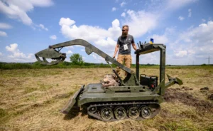 Нові розробки від Unwave: РЕБ “Віха”, ударний комплекс “Степовий вітер” і НРК Terrikon-X