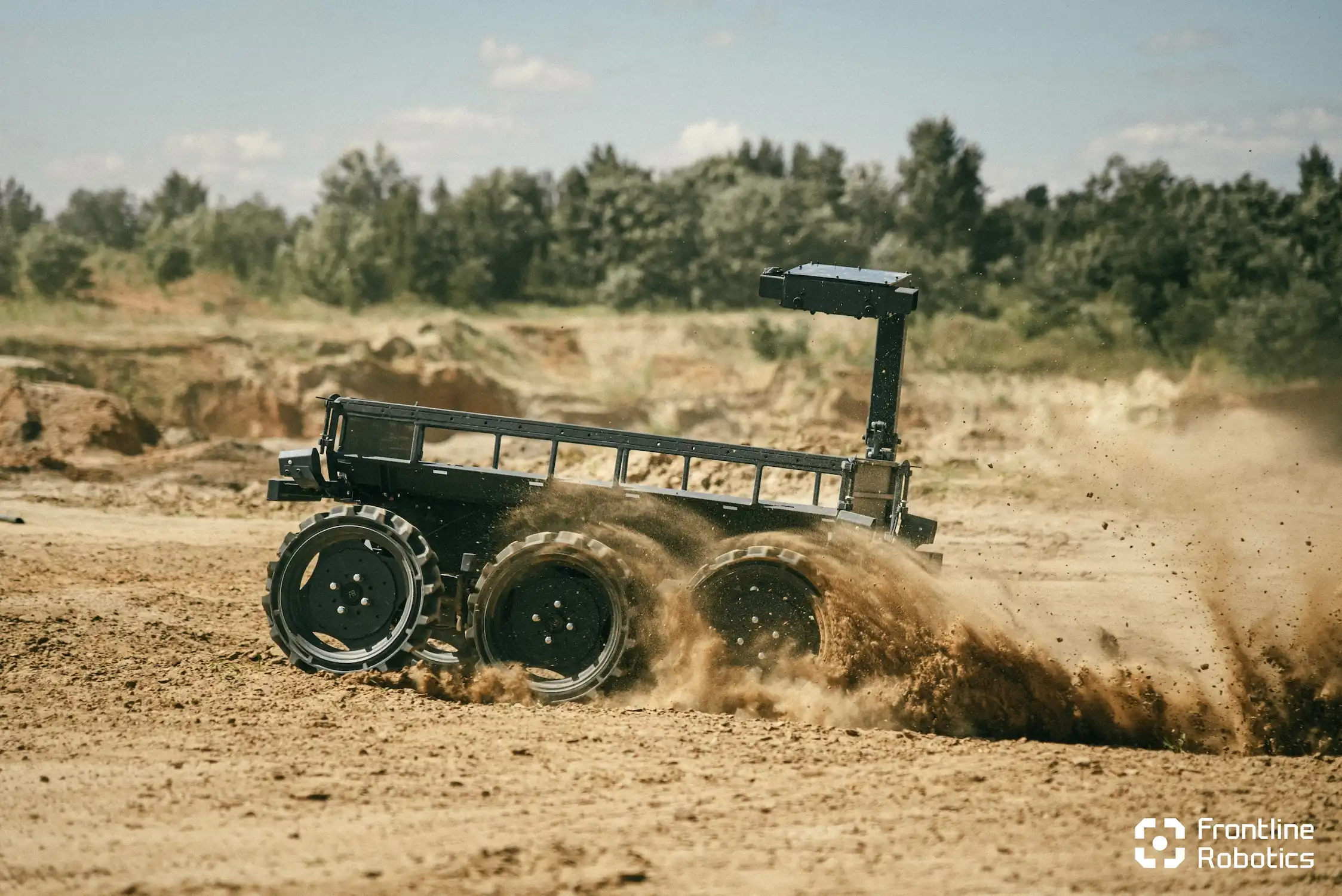 Frontline Robotics презентувала “Фродо” – шестиколісний НРК для ударних, логістичних та евакуаційних місій