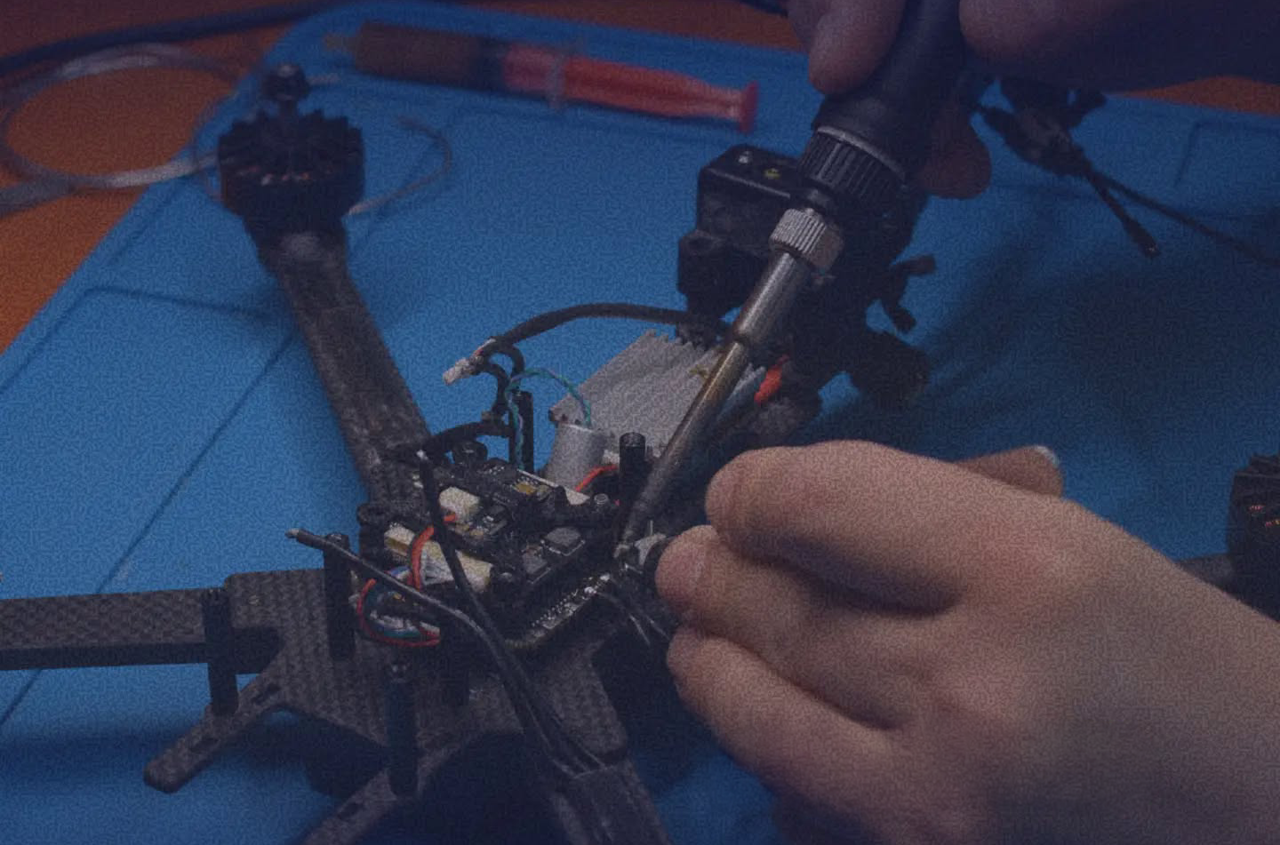 F-Drones і Victory Drones запускають безоплатний інженерний курс для військових