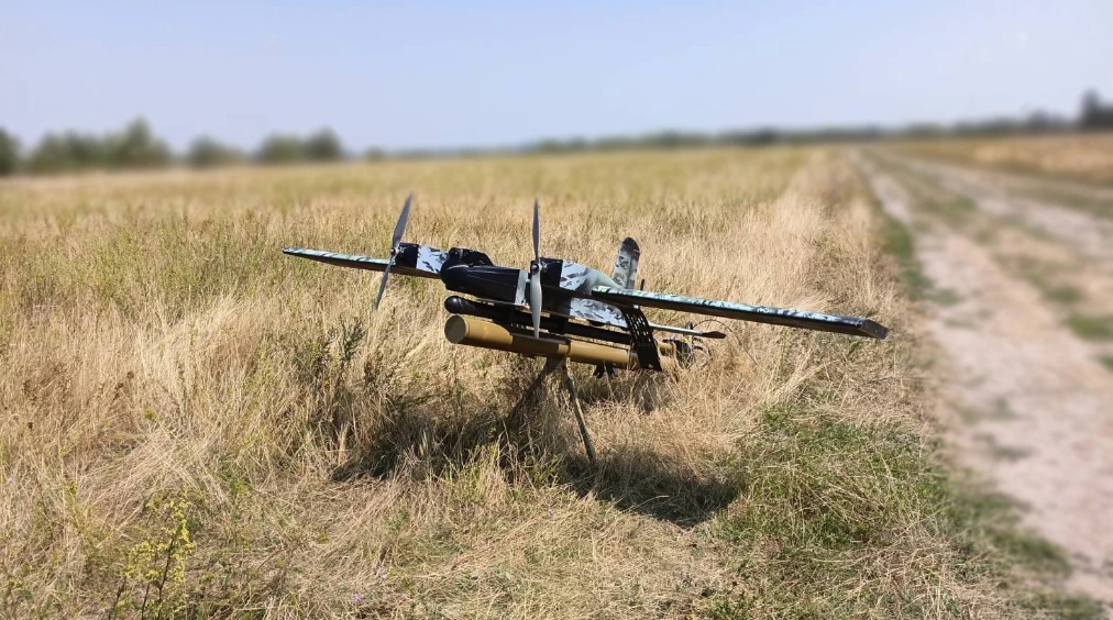 Дрон W100 (Фото: JET)