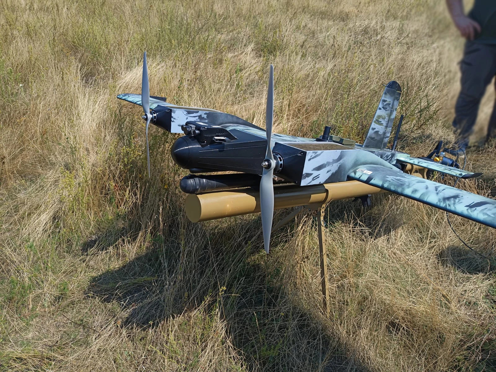 Компанія JET представила мідстрайк із донаведенням W100
