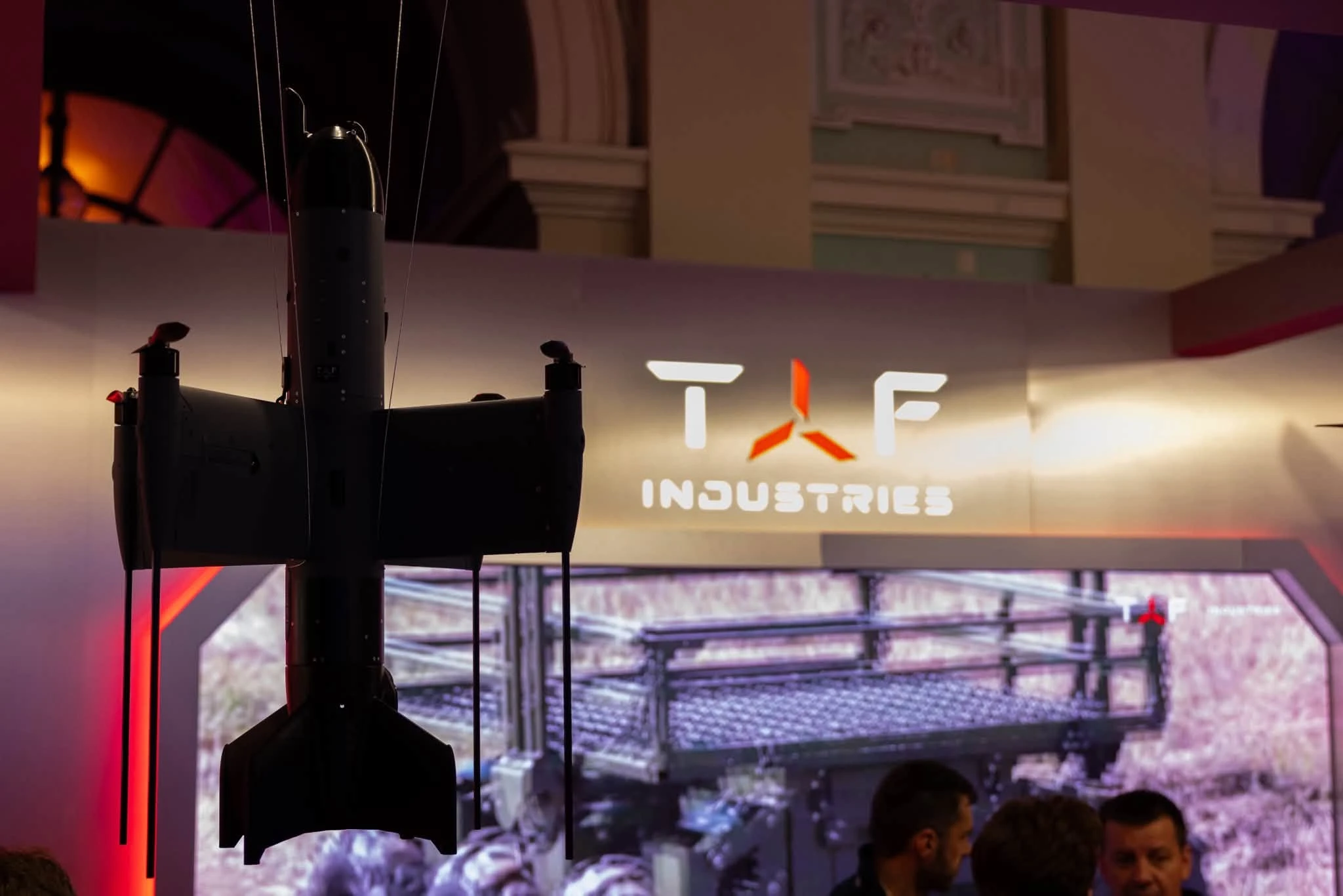 Логотип TAF Industries