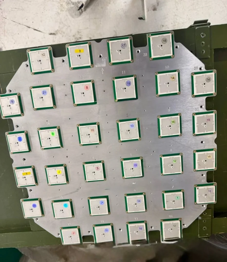 32-element antenna module found on a downed Shahed