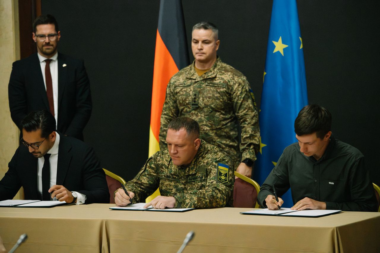 Quantum Frontline Industries уклала новий контракт із Нацгвардією на постачання дронів “Лінза” та “Зум” у 2027 році